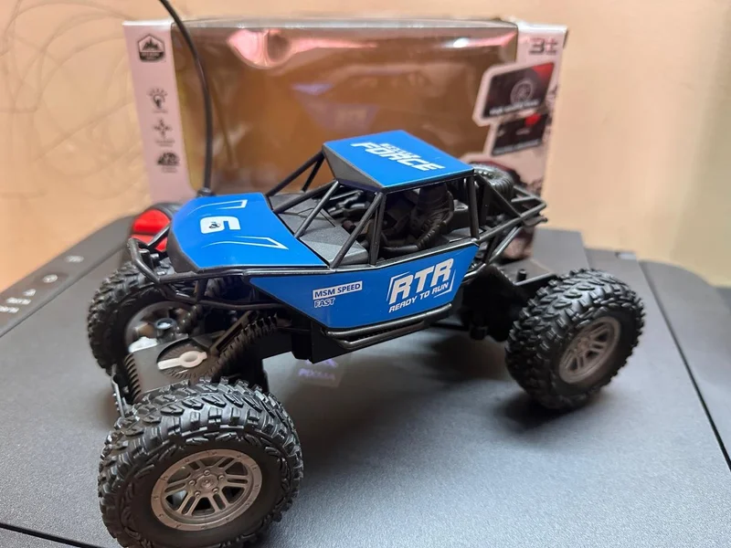 RTR High-Speed Off-Road RC Crawler – All-Terrain 4WD Racing Car with Rugged Suspension